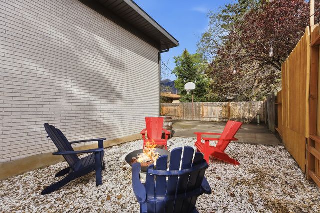 7145 S CAVALIER CIR, Cottonwood Heights, UT 84121