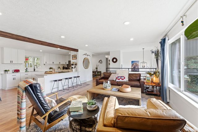 7145 S CAVALIER CIR, Cottonwood Heights, UT 84121