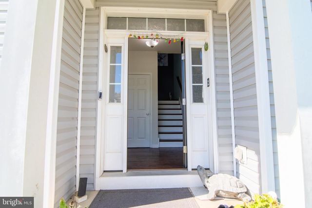 29 N TOMPKINS SQ, Downingtown, PA 19335