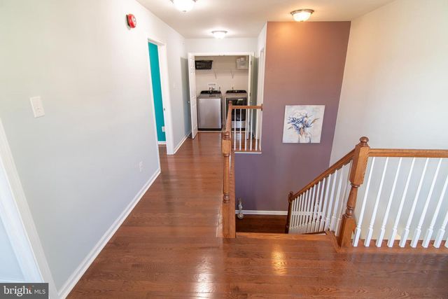 29 N TOMPKINS SQ, Downingtown, PA 19335