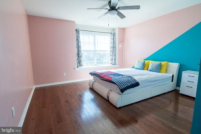 29 N TOMPKINS SQ, Downingtown, PA 19335