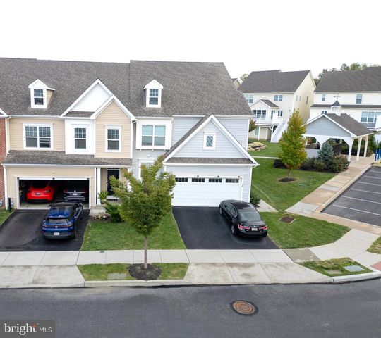 29 N TOMPKINS SQ, Downingtown, PA 19335