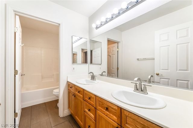 9077 Glasbury Court, Las Vegas, NV 89123