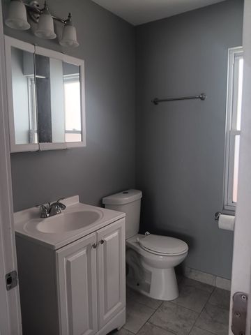 3033 W 54th Street, Chicago, IL 60632
