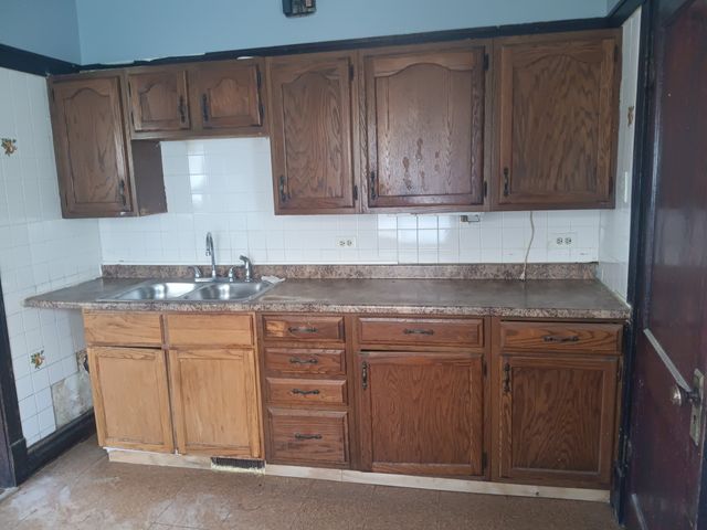 3033 W 54th Street, Chicago, IL 60632