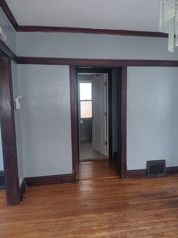 3033 W 54th Street, Chicago, IL 60632