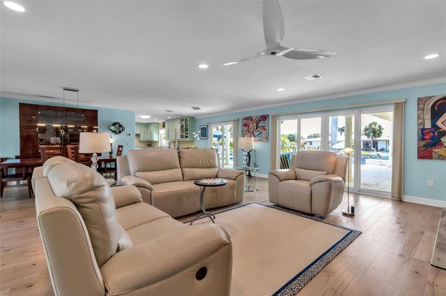 524 HORNBLOWER LANE, Longboat Key, FL 34228