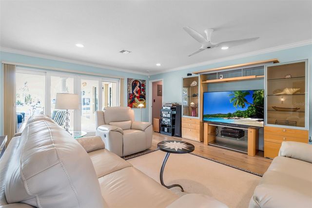 524 HORNBLOWER LANE, Longboat Key, FL 34228