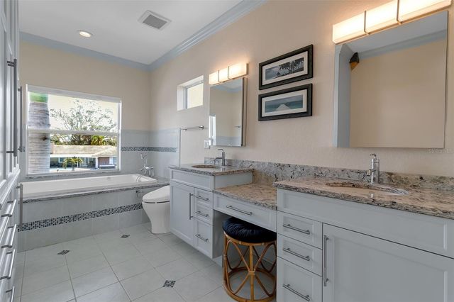 524 HORNBLOWER LANE, Longboat Key, FL 34228