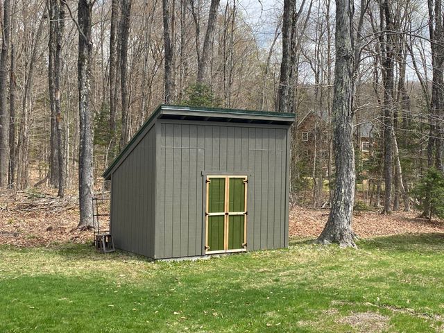 239 Valley View Road, Dover, VT 05356