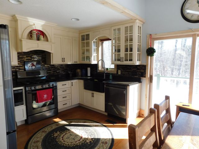 239 Valley View Road, Dover, VT 05356