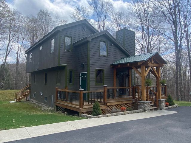 239 Valley View Road, Dover, VT 05356