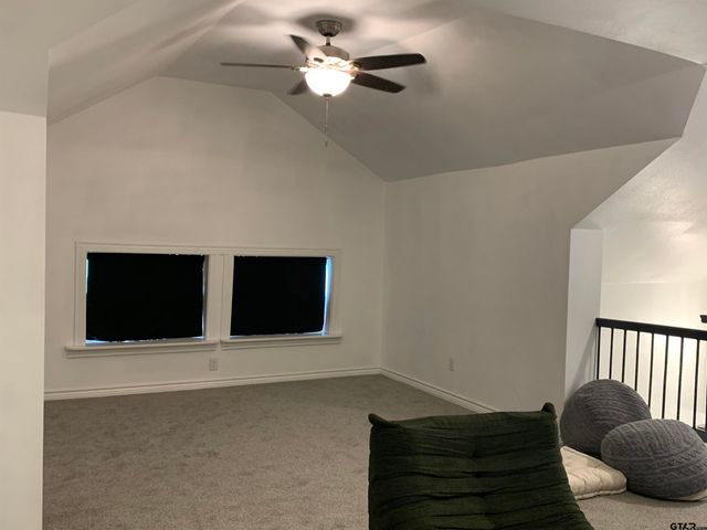 500 W Main, Mt Vernon, TX 75457