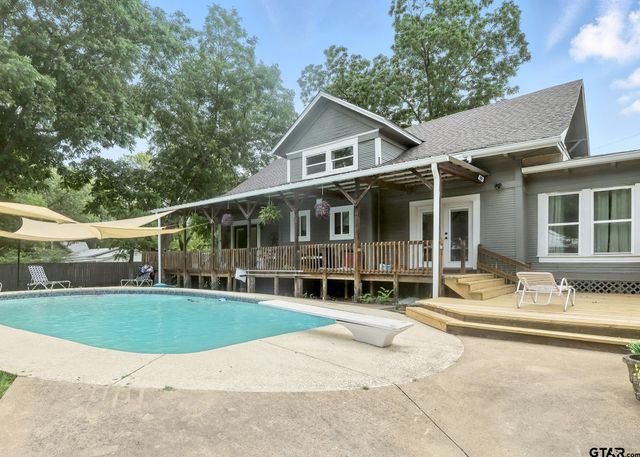 500 W Main, Mt Vernon, TX 75457