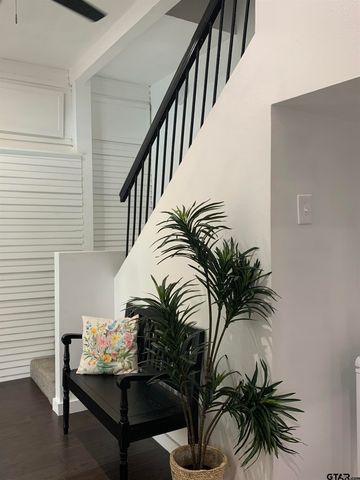 500 W Main, Mt Vernon, TX 75457