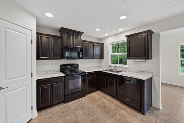 111 Shoemaker Lane 111 Shoemaker Lane, Vandalia, OH 45377