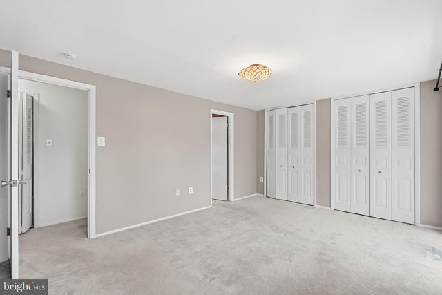 3 CAROLINA CT, Sterling, VA 20164