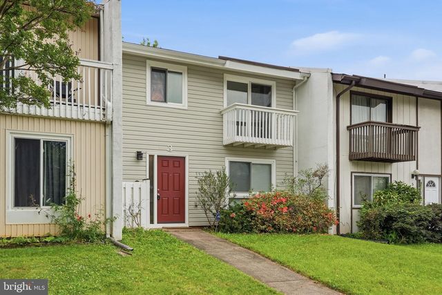 3 CAROLINA CT, Sterling, VA 20164