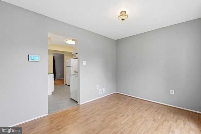 3 CAROLINA CT, Sterling, VA 20164