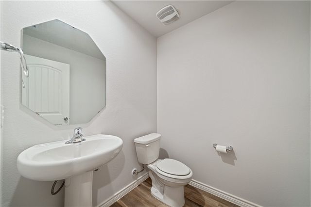 1337 Alexandra Park, Corpus Christi, TX 78415