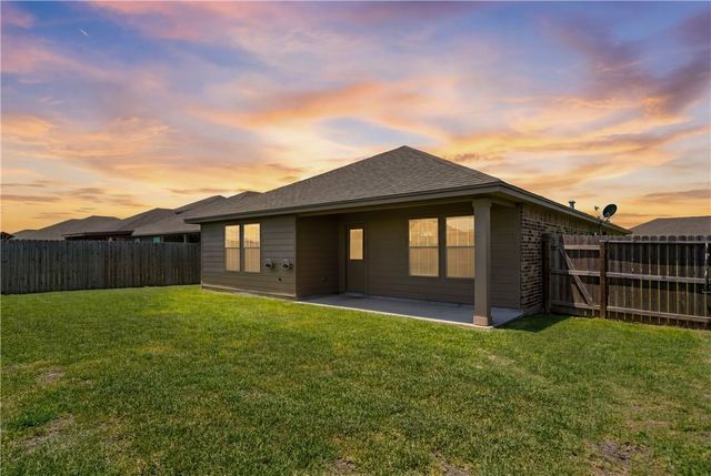 1337 Alexandra Park, Corpus Christi, TX 78415