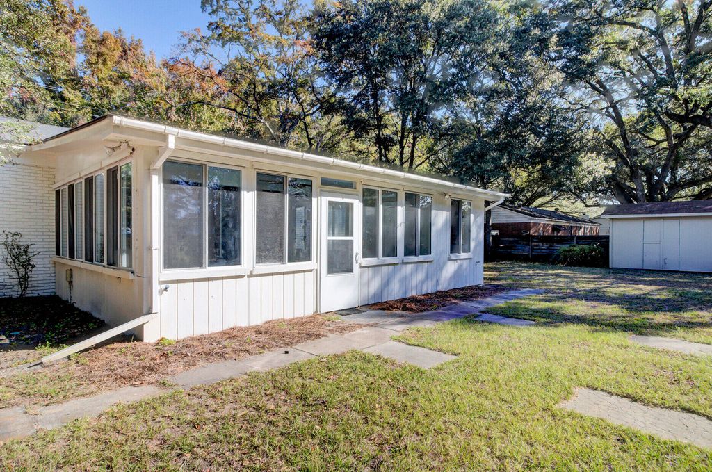 Image 26 of property listing at 3491 Patton Avenue, Johns Island, SC 29455