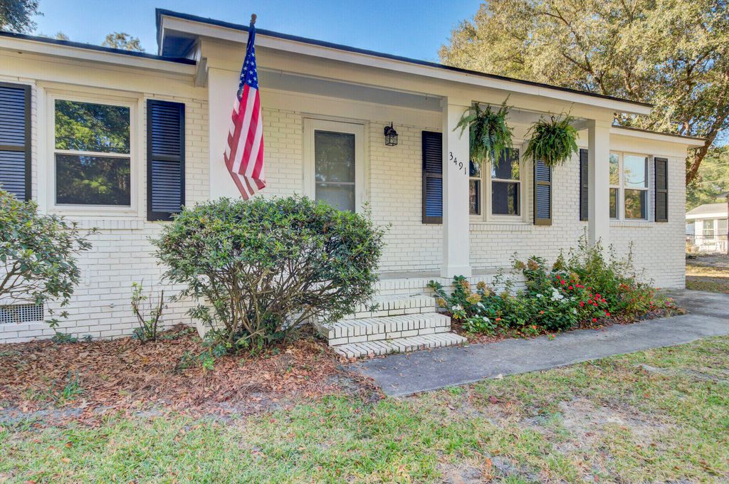 Image 3 of property listing at 3491 Patton Avenue, Johns Island, SC 29455