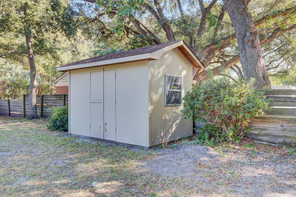Image 31 of property listing at 3491 Patton Avenue, Johns Island, SC 29455