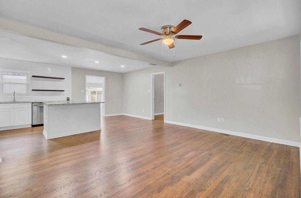 Image 4 of property listing at 3491 Patton Avenue, Johns Island, SC 29455