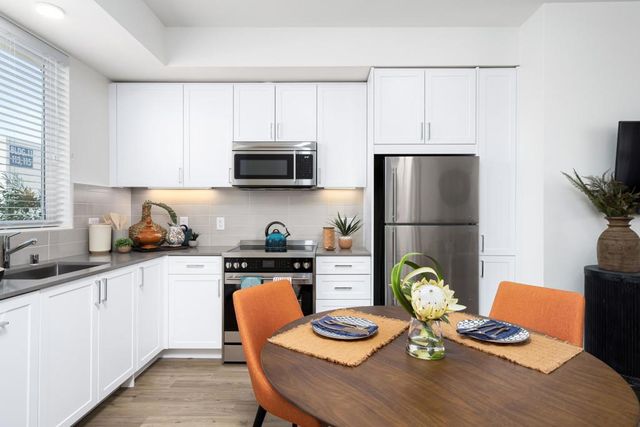 74300 Country Club Drive 5001, Palm Desert, CA 92260