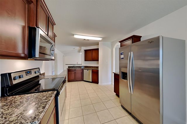 22431 Bauer Canyon Drive, Hockley, TX 77447