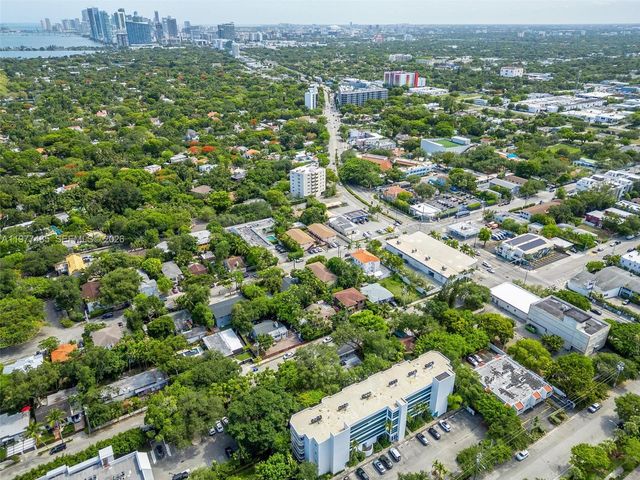 661 NE 61st St, Miami, FL 33137