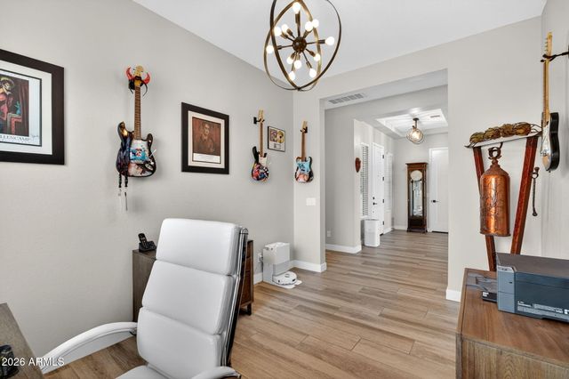 10364 E THATCHER Avenue, Mesa, AZ 85212