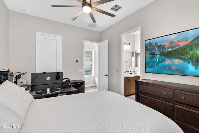 10364 E THATCHER Avenue, Mesa, AZ 85212