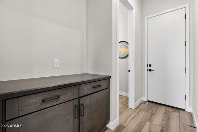 10364 E THATCHER Avenue, Mesa, AZ 85212