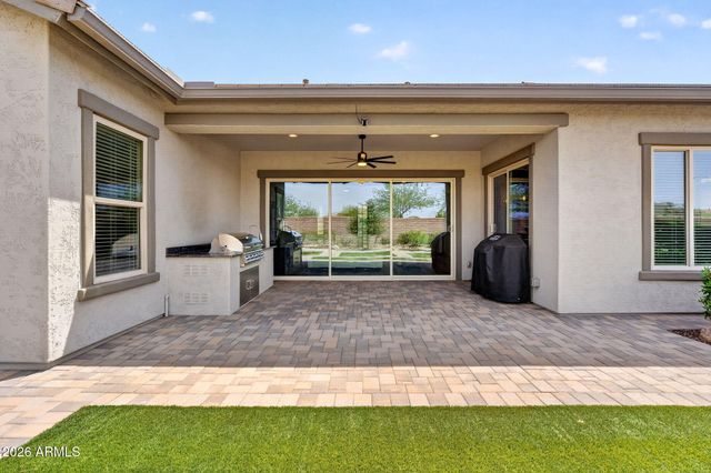 10364 E THATCHER Avenue, Mesa, AZ 85212