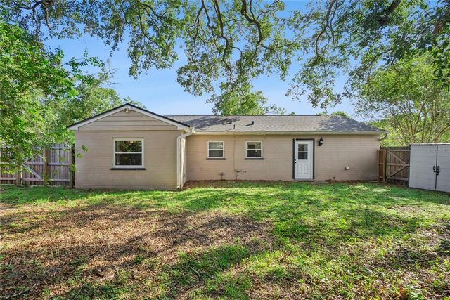 1909 FERN CIRCLE, Orlando, FL 32803