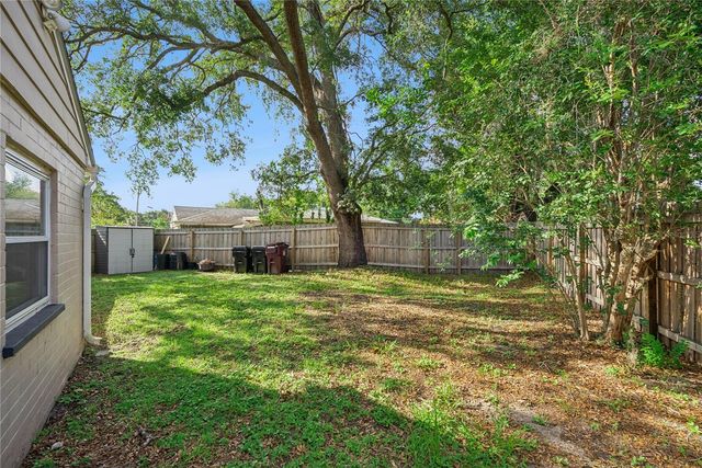 1909 FERN CIRCLE, Orlando, FL 32803