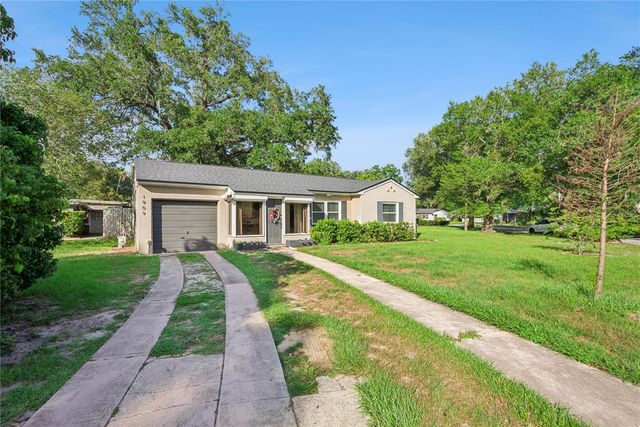 1909 FERN CIRCLE, Orlando, FL 32803