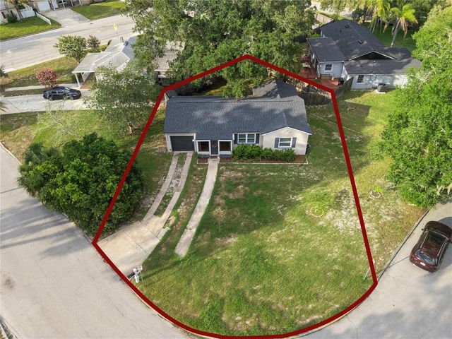 1909 FERN CIRCLE, Orlando, FL 32803