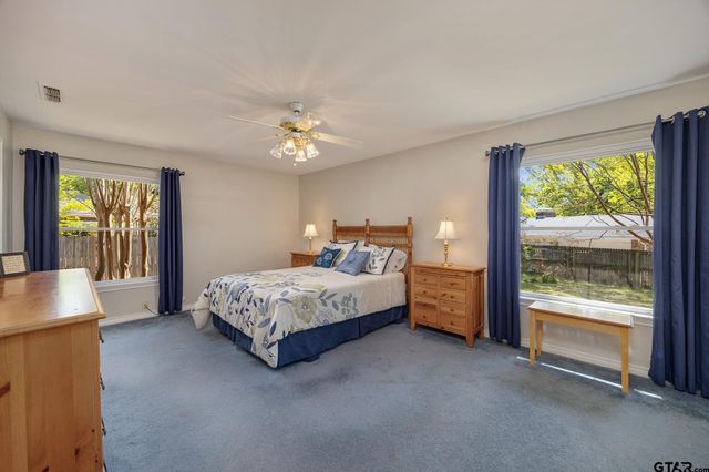 2005 Sterling Dr, Tyler, TX 75701