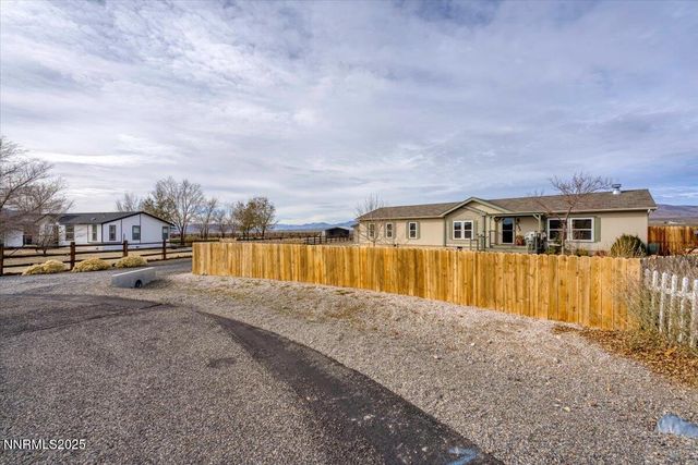 6145 W Empey Drive, Stagecoach, NV 89429