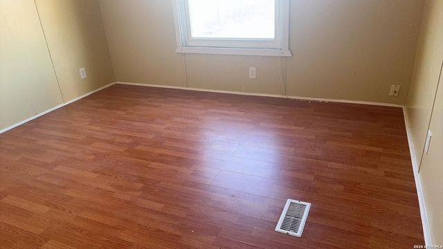 9150 Trainer Hale, Schertz, TX 78154