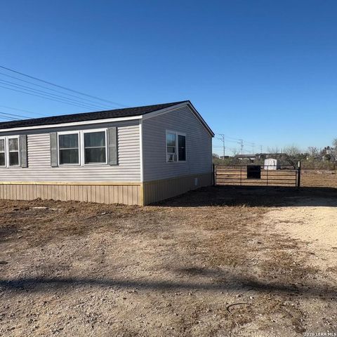 9150 Trainer Hale, Schertz, TX 78154