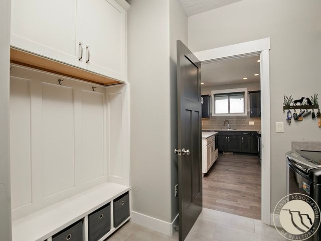 1145 Vineyard Way, Billings, MT 59106
