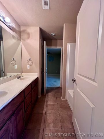 5306 Briarcreek, Durant, OK 74701