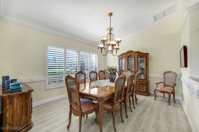 1933 Empress CT, Naples, FL 34110