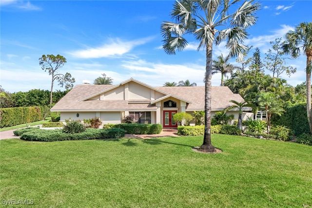 1933 Empress CT, Naples, FL 34110