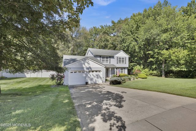 10 Old Bridge Plaza, Old Bridge, NJ 08857