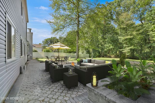 10 Old Bridge Plaza, Old Bridge, NJ 08857